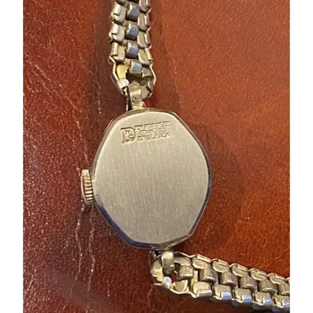 VTG Women's Lady Roger DWC Watch, Manual 17 Jewels, 10K RGP, Works